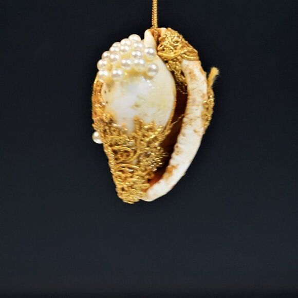 Vintage Christmas Ornament Seashell Beaded Mica Ribbon UNIQUE - Picture 2 of 8